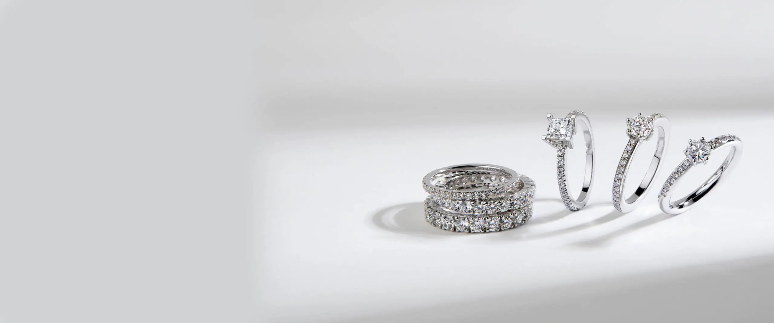 Jewelry Store 39 Jewelry Store -Jewelry Store anillos de compromiso clemencia peris scaled.jpg