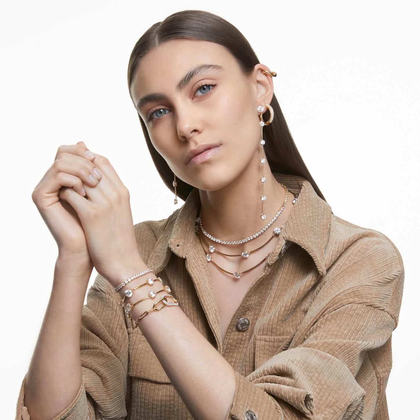 Swarovski Constella Drop Earrings Asymmetrical Design, Round Cut, White, Shiny gold-tone Plated 7 Swarovski Constella Drop Earrings Asymmetrical Design, Round Cut, White, Shiny gold-tone Plated - Image 5