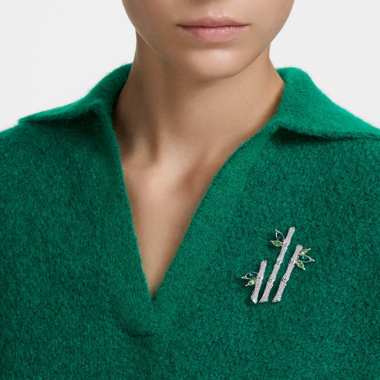 Swarovski Dellium Brooch Bamboo, Green, Rhodium Plated 3 Swarovski Dellium Brooch Bamboo, Green, Rhodium Plated