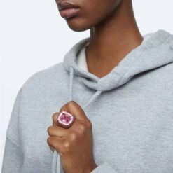 Swarovski Dulcis Cocktail Ring Cushion Cut, Pink -Jewelry Store dulcis cocktail ring cushion cut pink swarovski 5601579 4