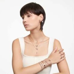 Swarovski Hollow Bracelet Interlocking Loop, White, Rose Gold-tone Plated 11 Swarovski Hollow Bracelet Interlocking Loop, White, Rose Gold-tone Plated -Jewelry Store hollow bracelet interlocking loop white rose gold tone plated swarovski 5636498 4