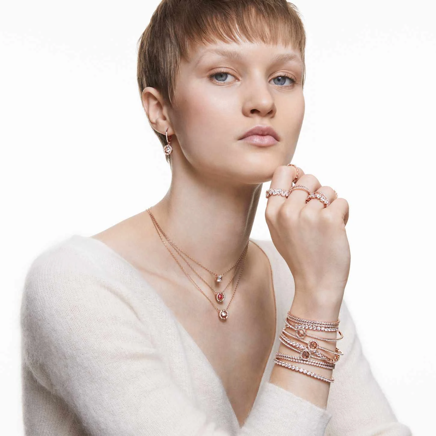 Swarovski Vittore Ring Drop Cut, White, Rose Gold-tone Plated 8 Swarovski Vittore Ring Drop Cut, White, Rose Gold-tone Plated - Image 6